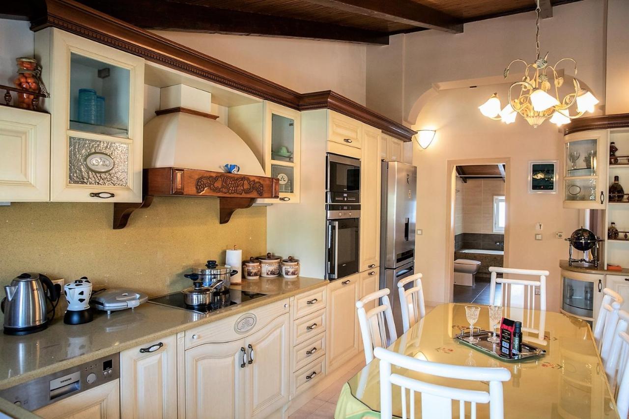 Liberis Loft Suite Argostoli  Exteriör bild